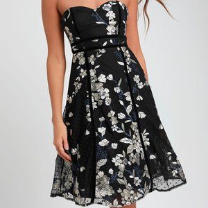 Lulu's strapless dress